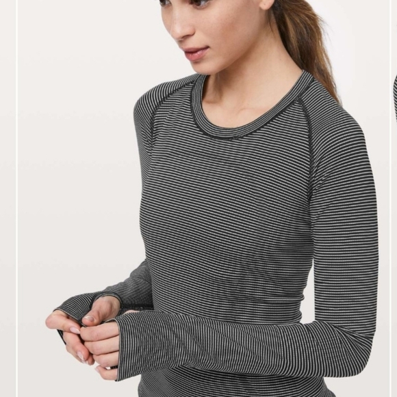 Lululemon Swiftly Tech Long Sleeve CrewWhite / White / Black (Striped) Size 4 - Picture 11 of 11